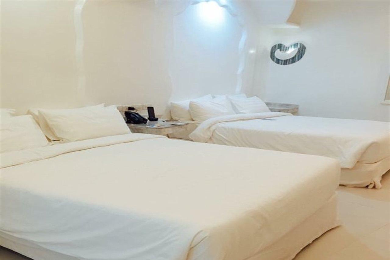 Vitalis Villas Ilocos Exteriör bild