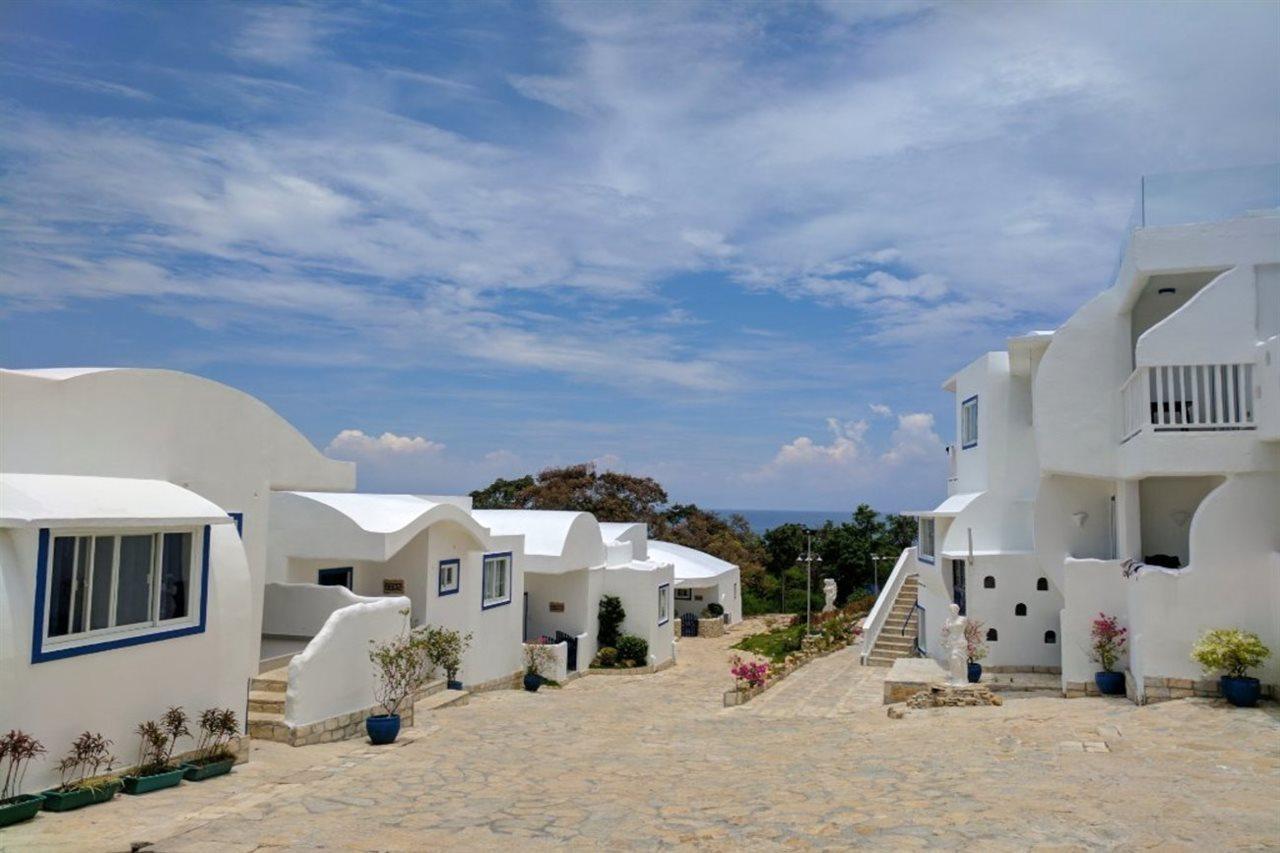 Vitalis Villas Ilocos Exteriör bild