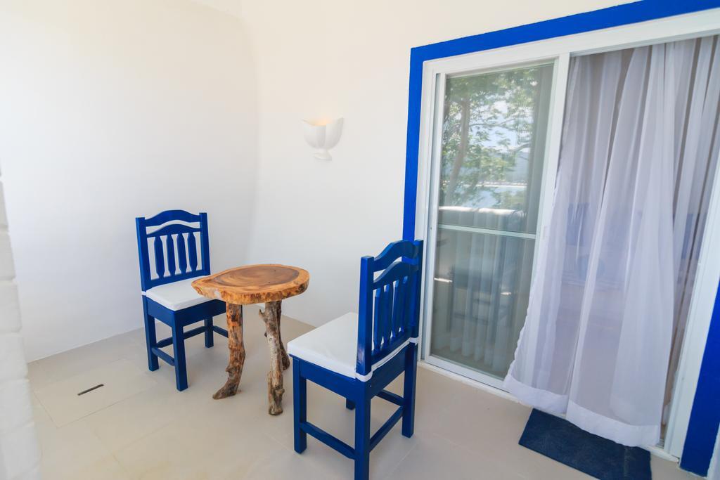 Vitalis Villas Ilocos Exteriör bild